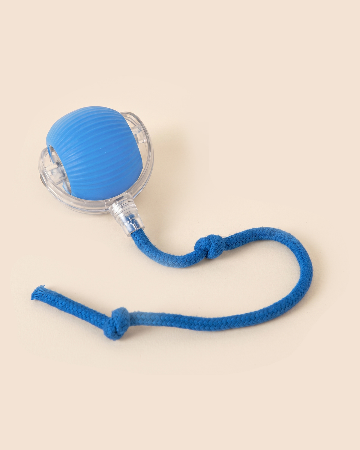 Pelota recargable para gatos